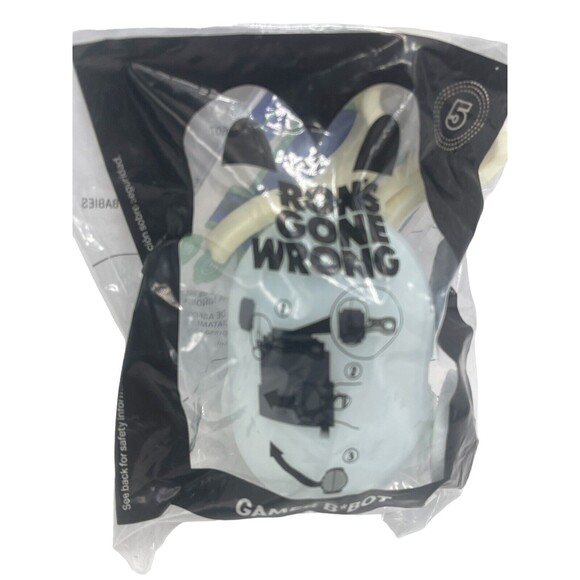 Ron’s Gone Wrong #5 Gamer B*Bot McDonald’s Toy Happy Meal 2021 New - Picture 2 of 7